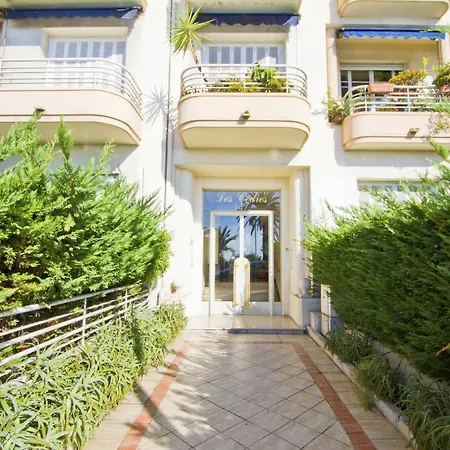 Sea Front Cedres Promenade Apartamento